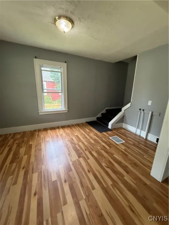 224 Beley Avenue, Salina, New York 13211, Salina, New York 13211, 3 Bedrooms Bedrooms, 6 Rooms Rooms,1 BathroomBathrooms,Residential Lease,For Rent,224 Beley Avenue, Salina, New York 13211,S1617009