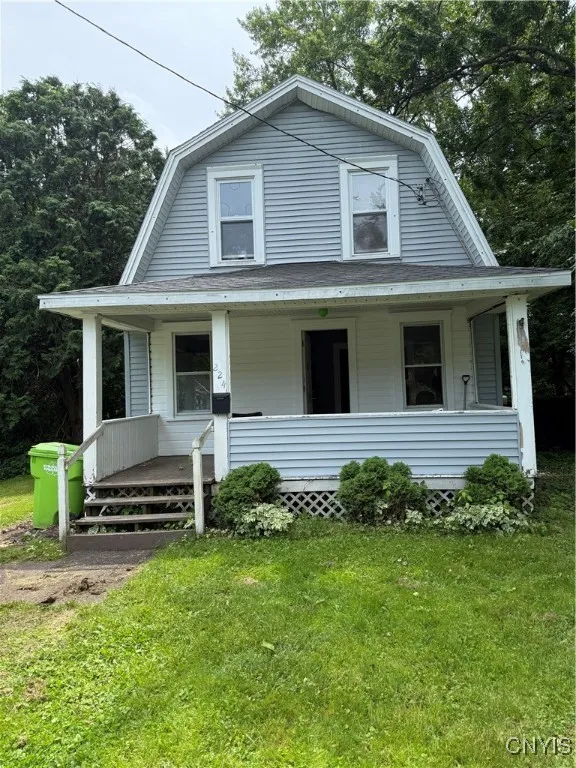 224 Beley Avenue, Salina, New York 13211, Salina, New York 13211, 3 Bedrooms Bedrooms, 6 Rooms Rooms,1 BathroomBathrooms,Residential Lease,For Rent,224 Beley Avenue, Salina, New York 13211,S1617009