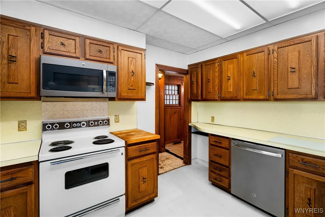 72 Winston Road, Buffalo, New York 14216, Buffalo, New York 14216, 3 Bedrooms Bedrooms, 7 Rooms Rooms,1 BathroomBathrooms,Residential,Closed,72 Winston Road, Buffalo, New York 14216,0,B1615801