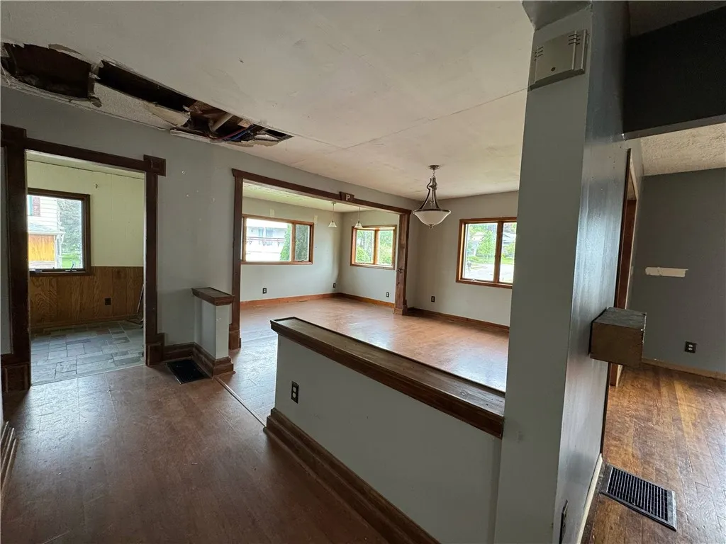 17 Reese Street, Galen, New York 14433, Galen, New York 14433, 3 Bedrooms Bedrooms, 7 Rooms Rooms,1 BathroomBathrooms,Residential,Closed,17 Reese Street, Galen, New York 14433,R1617177