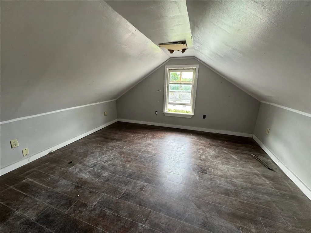 17 Reese Street, Galen, New York 14433, Galen, New York 14433, 3 Bedrooms Bedrooms, 7 Rooms Rooms,1 BathroomBathrooms,Residential,Closed,17 Reese Street, Galen, New York 14433,R1617177