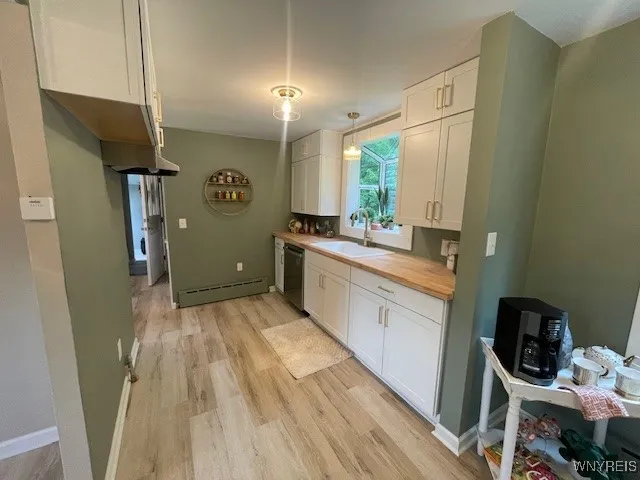 359 East Pleasant Avenue, Evans, New York 14006, Evans, New York 14006, 2 Bedrooms Bedrooms, 5 Rooms Rooms,2 BathroomsBathrooms,Residential,Closed,359 East Pleasant Avenue, Evans, New York 14006,0,B1617171