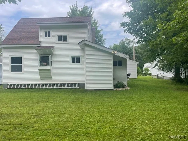 359 East Pleasant Avenue, Evans, New York 14006, Evans, New York 14006, 2 Bedrooms Bedrooms, 5 Rooms Rooms,2 BathroomsBathrooms,Residential,Closed,359 East Pleasant Avenue, Evans, New York 14006,0,B1617171