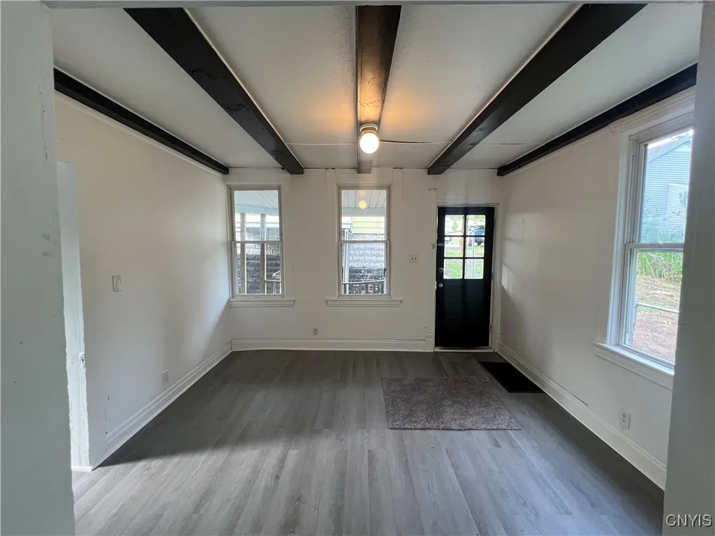 617 Carbon Street, Syracuse, New York 13208, Syracuse, New York 13208, 9 Bedrooms Bedrooms, ,3 BathroomsBathrooms,Residential,For Sale,617 Carbon Street, Syracuse, New York 13208,S1617201