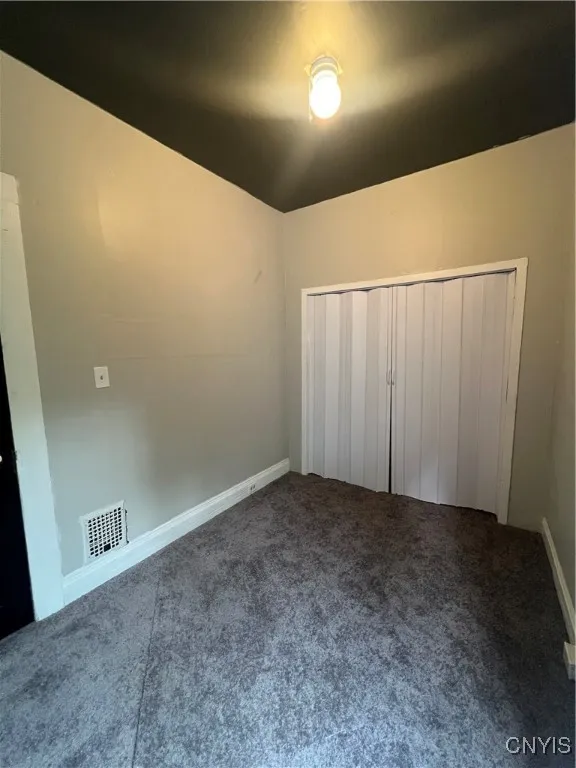 617 Carbon Street, Syracuse, New York 13208, Syracuse, New York 13208, 9 Bedrooms Bedrooms, ,3 BathroomsBathrooms,Residential,For Sale,617 Carbon Street, Syracuse, New York 13208,S1617201