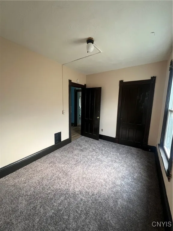 617 Carbon Street, Syracuse, New York 13208, Syracuse, New York 13208, 9 Bedrooms Bedrooms, ,3 BathroomsBathrooms,Residential,For Sale,617 Carbon Street, Syracuse, New York 13208,S1617201