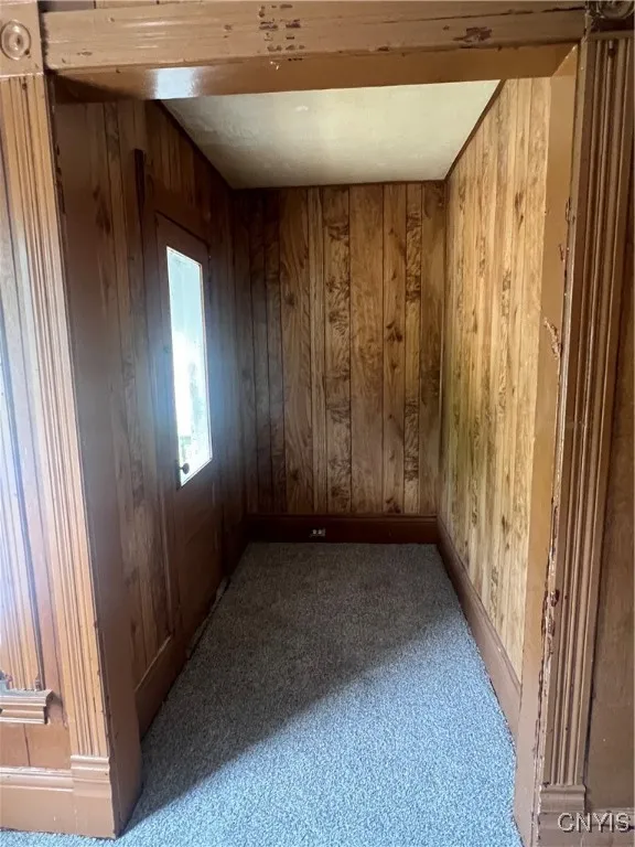 617 Carbon Street, Syracuse, New York 13208, Syracuse, New York 13208, 9 Bedrooms Bedrooms, ,3 BathroomsBathrooms,Residential,For Sale,617 Carbon Street, Syracuse, New York 13208,S1617201