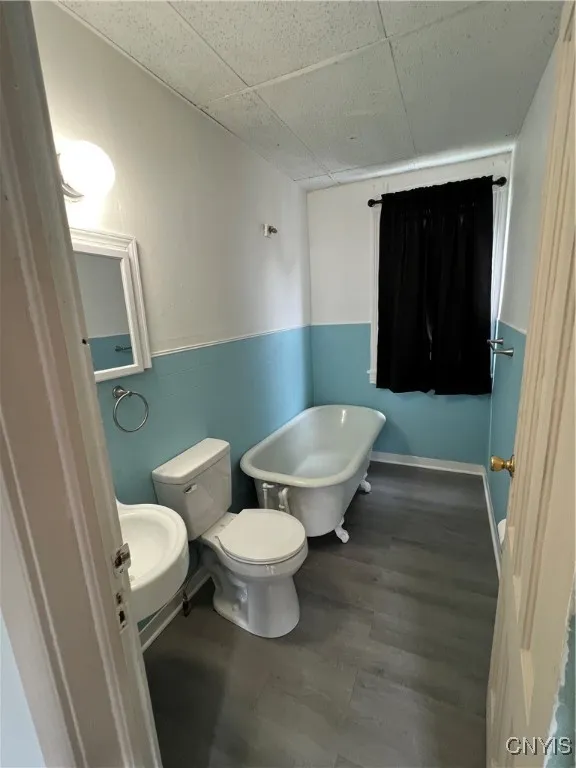 617 Carbon Street, Syracuse, New York 13208, Syracuse, New York 13208, 9 Bedrooms Bedrooms, ,3 BathroomsBathrooms,Residential,For Sale,617 Carbon Street, Syracuse, New York 13208,S1617201