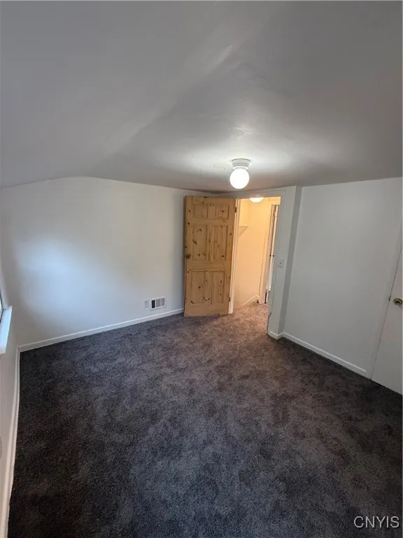 617 Carbon Street, Syracuse, New York 13208, Syracuse, New York 13208, 9 Bedrooms Bedrooms, ,3 BathroomsBathrooms,Residential,For Sale,617 Carbon Street, Syracuse, New York 13208,S1617201