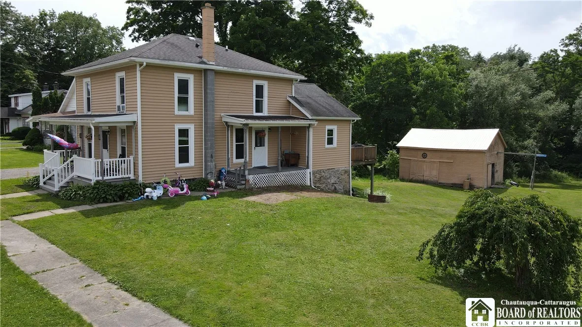 34 Center Street, Hanover, New York 14062, Hanover, New York 14062, 4 Bedrooms Bedrooms, 8 Rooms Rooms,2 BathroomsBathrooms,Residential,Closed,34 Center Street, Hanover, New York 14062,0,R1616969