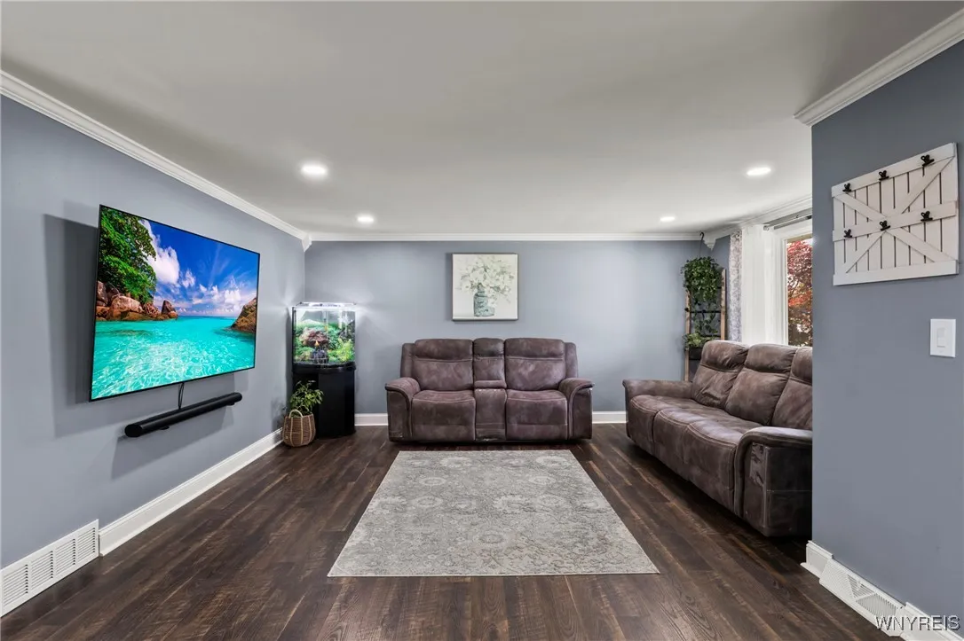 1123 French Road, Cheektowaga, New York 14227, Cheektowaga, New York 14227, 3 Bedrooms Bedrooms, 7 Rooms Rooms,1 BathroomBathrooms,Residential,Closed,1123 French Road, Cheektowaga, New York 14227,B1614675