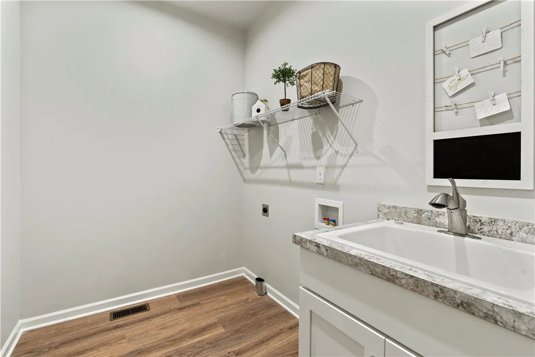 611 High Line Trail Lot 6, Victor, New York 14564, Victor, New York 14564, 2 Bedrooms Bedrooms, 7 Rooms Rooms,2 BathroomsBathrooms,Residential,For Sale,611 High Line Trail Lot 6, Victor, New York 14564,R1617234