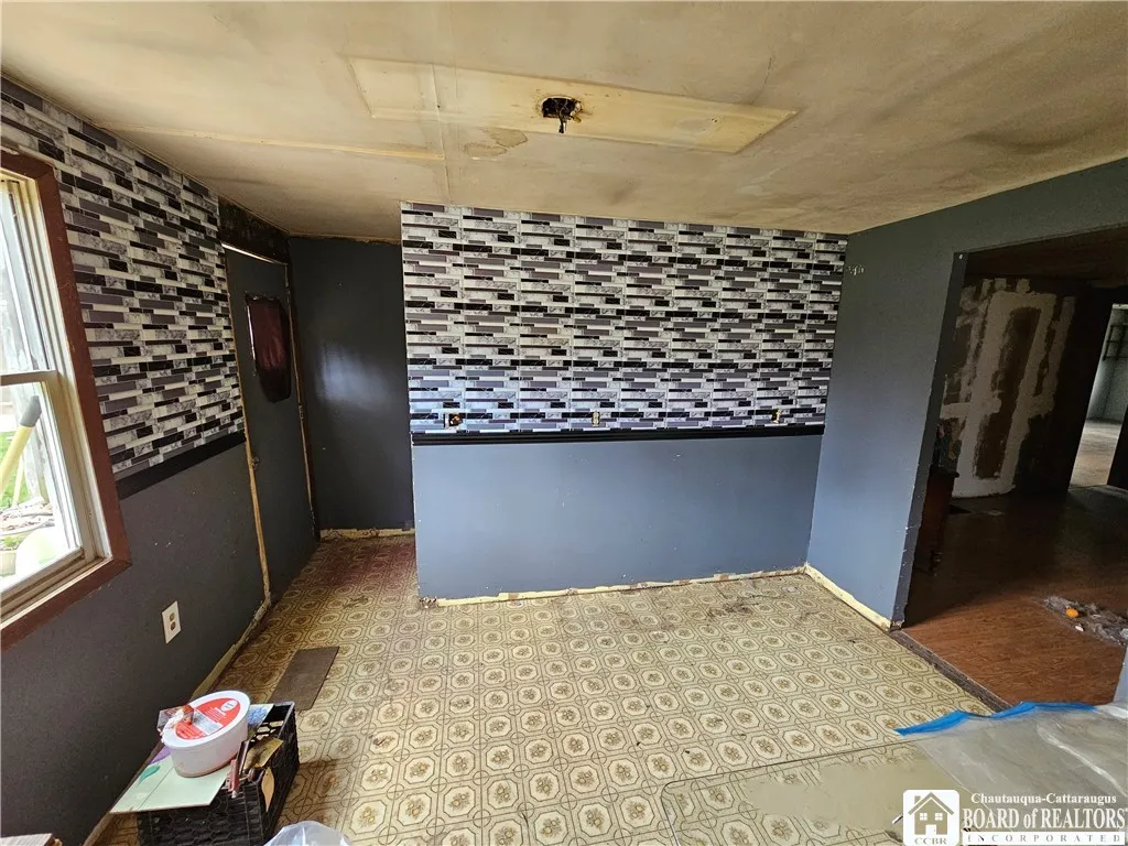 20 North Main Street, Bolivar, New York 14715, Bolivar, New York 14715, 3 Bedrooms Bedrooms, 6 Rooms Rooms,1 BathroomBathrooms,Residential,For Sale,20 North Main Street, Bolivar, New York 14715,R1617134