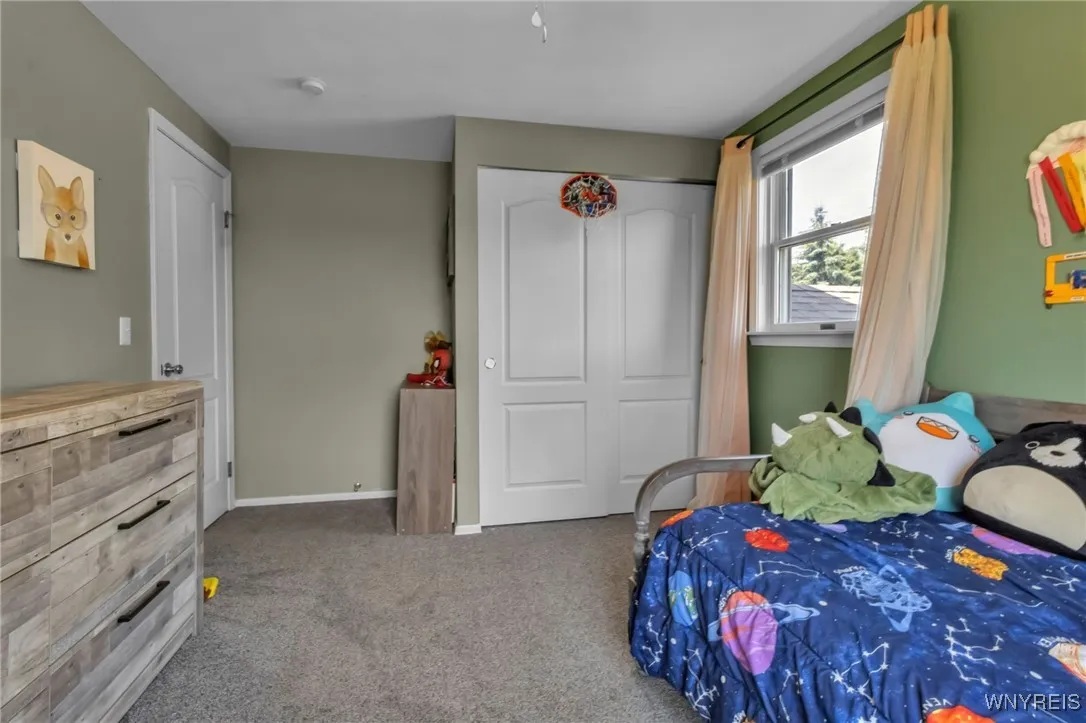 6167 Trillium, Ontario, New York 14519, Ontario, New York 14519, 4 Bedrooms Bedrooms, 9 Rooms Rooms,2 BathroomsBathrooms,Residential,Closed,6167 Trillium, Ontario, New York 14519,0,B1617090