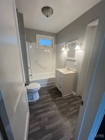 232 Hall Avenue, Syracuse, New York 13205, Syracuse, New York 13205, 3 Bedrooms Bedrooms, 7 Rooms Rooms,1 BathroomBathrooms,Residential,For Sale,232 Hall Avenue, Syracuse, New York 13205,S1617249
