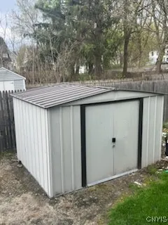 232 Hall Avenue, Syracuse, New York 13205, Syracuse, New York 13205, 3 Bedrooms Bedrooms, 7 Rooms Rooms,1 BathroomBathrooms,Residential,For Sale,232 Hall Avenue, Syracuse, New York 13205,S1617249