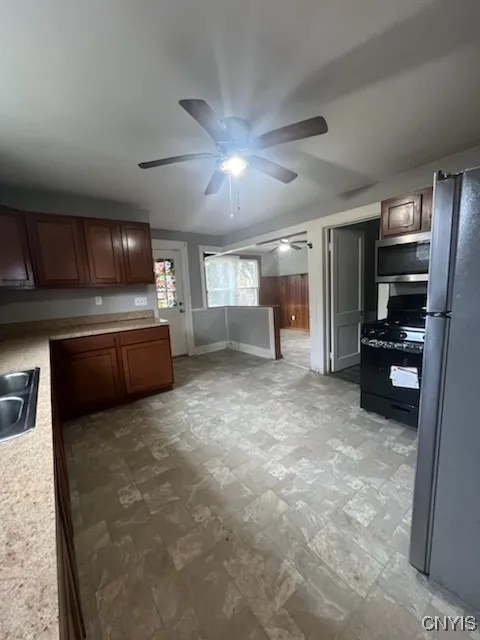 232 Hall Avenue, Syracuse, New York 13205, Syracuse, New York 13205, 3 Bedrooms Bedrooms, 7 Rooms Rooms,1 BathroomBathrooms,Residential,For Sale,232 Hall Avenue, Syracuse, New York 13205,S1617249