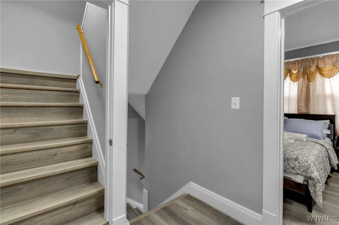 549 15th Street, Niagara Falls, New York 14301, Niagara Falls, New York 14301, 4 Bedrooms Bedrooms, 10 Rooms Rooms,1 BathroomBathrooms,Residential,For Sale,549 15th Street, Niagara Falls, New York 14301,B1615387