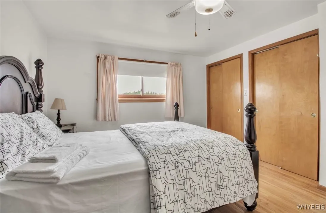 545 15th Street, Niagara Falls, New York 14301, Niagara Falls, New York 14301, 5 Bedrooms Bedrooms, ,2 BathroomsBathrooms,Residential,For Sale,545 15th Street, Niagara Falls, New York 14301,B1615316