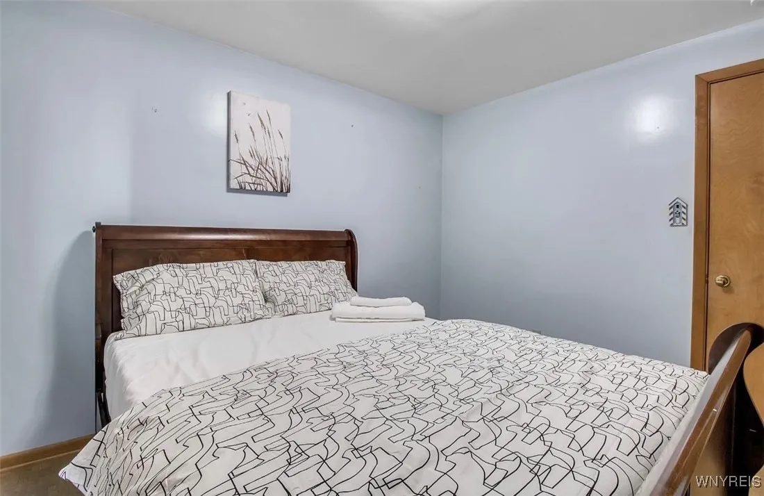 545 15th Street, Niagara Falls, New York 14301, Niagara Falls, New York 14301, 5 Bedrooms Bedrooms, ,2 BathroomsBathrooms,Residential,For Sale,545 15th Street, Niagara Falls, New York 14301,B1615316