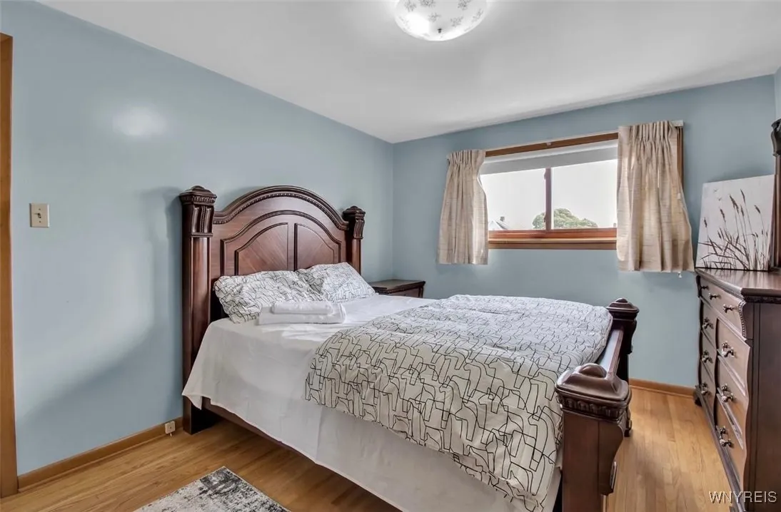 545 15th Street, Niagara Falls, New York 14301, Niagara Falls, New York 14301, 5 Bedrooms Bedrooms, ,2 BathroomsBathrooms,Residential,For Sale,545 15th Street, Niagara Falls, New York 14301,B1615316