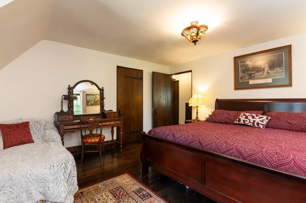 320 Glen Avenue, Elmira, New York 14905, Elmira, New York 14905, 3 Bedrooms Bedrooms, 8 Rooms Rooms,1 BathroomBathrooms,Residential,For Sale,320 Glen Avenue, Elmira, New York 14905,R1617214