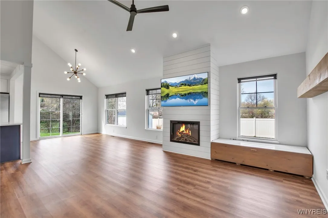 6 Rolling Woods Lane S, West Seneca, New York 1422, West Seneca, New York 14224, 6 Bedrooms Bedrooms, 9 Rooms Rooms,2 BathroomsBathrooms,Residential Lease,For Rent,6 Rolling Woods Lane S, West Seneca, New York 1422,B1616956