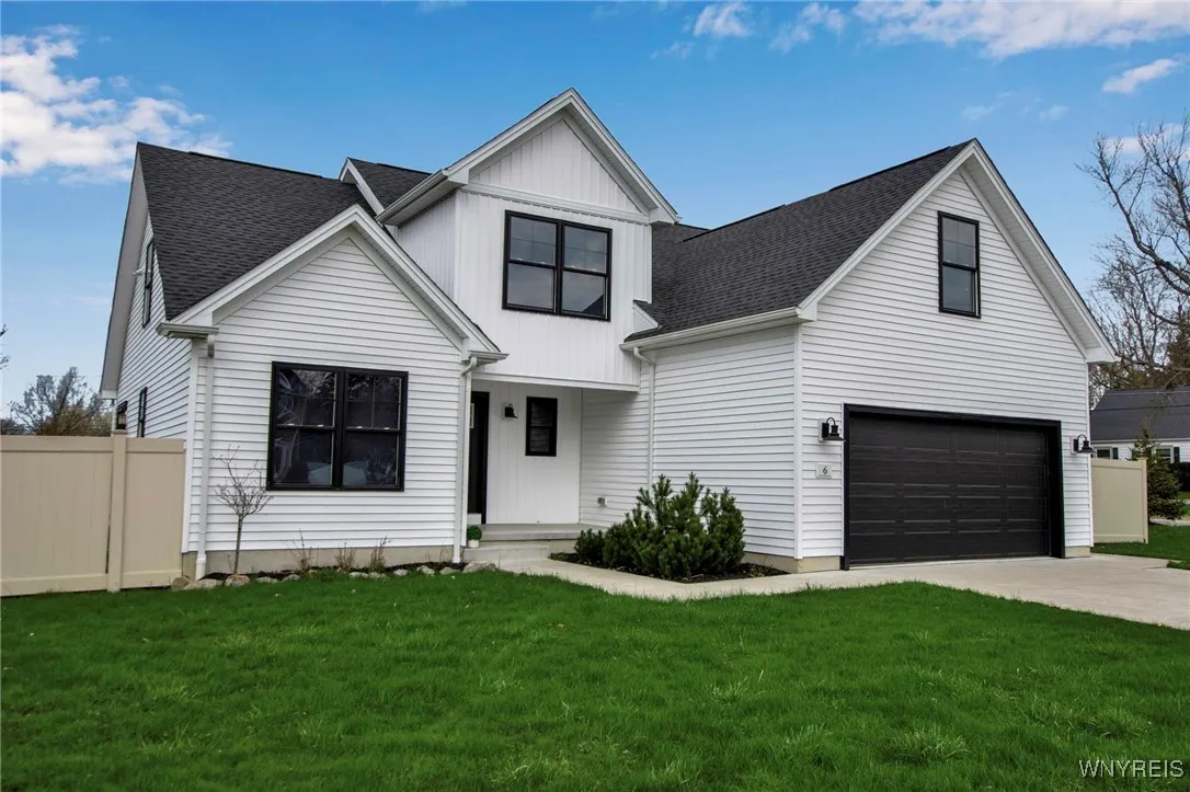 6 Rolling Woods Lane S, West Seneca, New York 1422, West Seneca, New York 14224, 6 Bedrooms Bedrooms, 9 Rooms Rooms,2 BathroomsBathrooms,Residential Lease,For Rent,6 Rolling Woods Lane S, West Seneca, New York 1422,B1616956