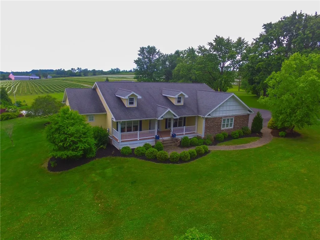 65 White Springs Ln Lane, Geneva-town, New York 14, Geneva Town, New York 14456, 3 Bedrooms Bedrooms, 9 Rooms Rooms,3 BathroomsBathrooms,Residential,For Sale,65 White Springs Ln Lane, Geneva-town, New York 14,R1617245