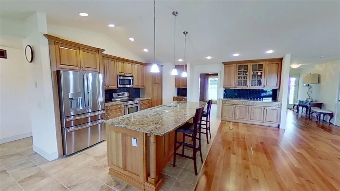 65 White Springs Ln Lane, Geneva-town, New York 14, Geneva Town, New York 14456, 3 Bedrooms Bedrooms, 9 Rooms Rooms,3 BathroomsBathrooms,Residential,For Sale,65 White Springs Ln Lane, Geneva-town, New York 14,R1617245