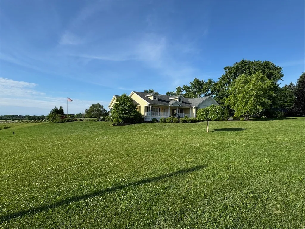 65 White Springs Lane, Geneva Town, New York 14456, Geneva Town, New York 14456, 3 Bedrooms Bedrooms, 9 Rooms Rooms,3 BathroomsBathrooms,Residential,For Sale,65 White Springs Lane, Geneva Town, New York 14456,0,R1617245