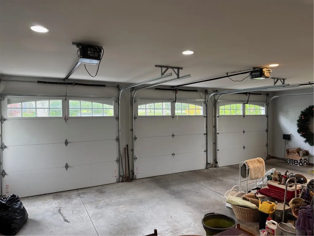 65 White Springs Ln Lane, Geneva-town, New York 14, Geneva Town, New York 14456, 3 Bedrooms Bedrooms, 9 Rooms Rooms,3 BathroomsBathrooms,Residential,For Sale,65 White Springs Ln Lane, Geneva-town, New York 14,R1617245