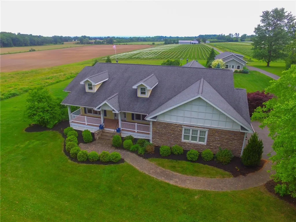 65 White Springs Ln Lane, Geneva-town, New York 14, Geneva Town, New York 14456, 3 Bedrooms Bedrooms, 9 Rooms Rooms,3 BathroomsBathrooms,Residential,For Sale,65 White Springs Ln Lane, Geneva-town, New York 14,R1617245