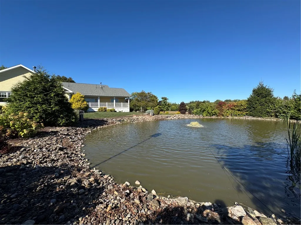 65 White Springs Lane, Geneva Town, New York 14456, Geneva Town, New York 14456, 3 Bedrooms Bedrooms, 9 Rooms Rooms,3 BathroomsBathrooms,Residential,For Sale,65 White Springs Lane, Geneva Town, New York 14456,0,R1617245