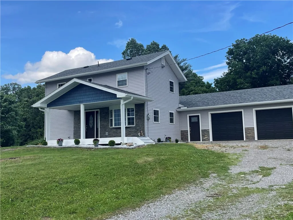 3111 West Lake Road, Livonia, New York 14454, Livonia, New York 14454, 3 Bedrooms Bedrooms, 6 Rooms Rooms,2 BathroomsBathrooms,Residential,For Sale,3111 West Lake Road, Livonia, New York 14454,R1617265