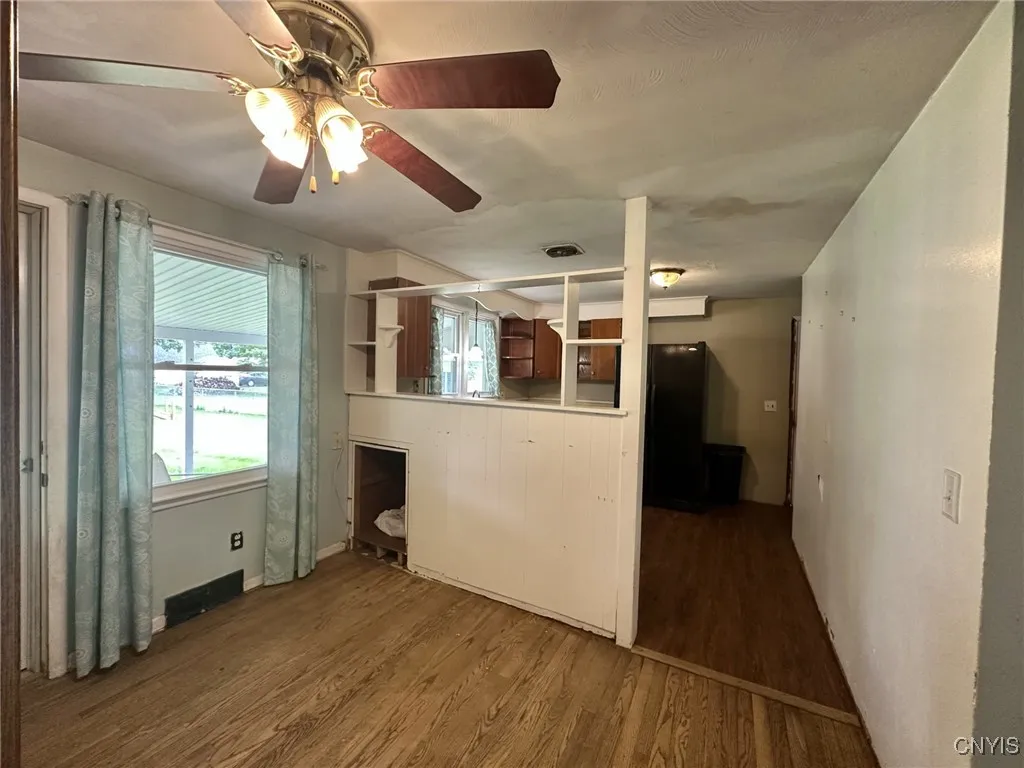 504 Allen Road, Clay, New York 13212, Clay, New York 13212, 3 Bedrooms Bedrooms, 6 Rooms Rooms,1 BathroomBathrooms,Residential,Closed,504 Allen Road, Clay, New York 13212,S1611112