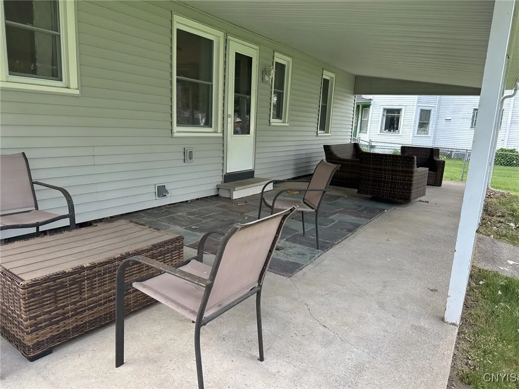 504 Allen Road, Clay, New York 13212, Clay, New York 13212, 3 Bedrooms Bedrooms, 6 Rooms Rooms,1 BathroomBathrooms,Residential,Closed,504 Allen Road, Clay, New York 13212,S1611112