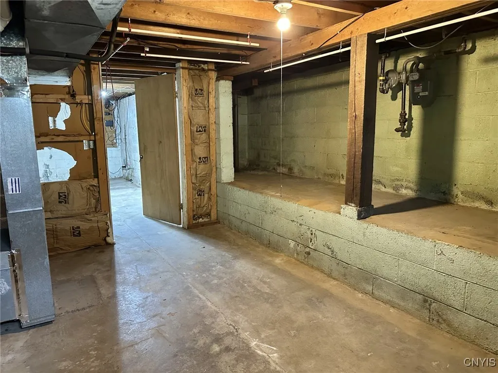 504 Allen Road, Clay, New York 13212, Clay, New York 13212, 3 Bedrooms Bedrooms, 6 Rooms Rooms,1 BathroomBathrooms,Residential,Closed,504 Allen Road, Clay, New York 13212,S1611112