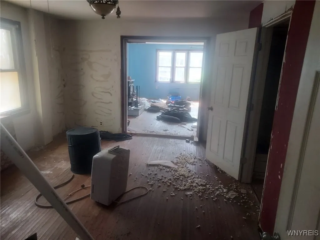 6 Harvey Avenue, Lockport-city, New York 14094, Lockport City, New York 14094, 4 Bedrooms Bedrooms, 10 Rooms Rooms,2 BathroomsBathrooms,Residential,Closed,6 Harvey Avenue, Lockport-city, New York 14094,0,B1617212