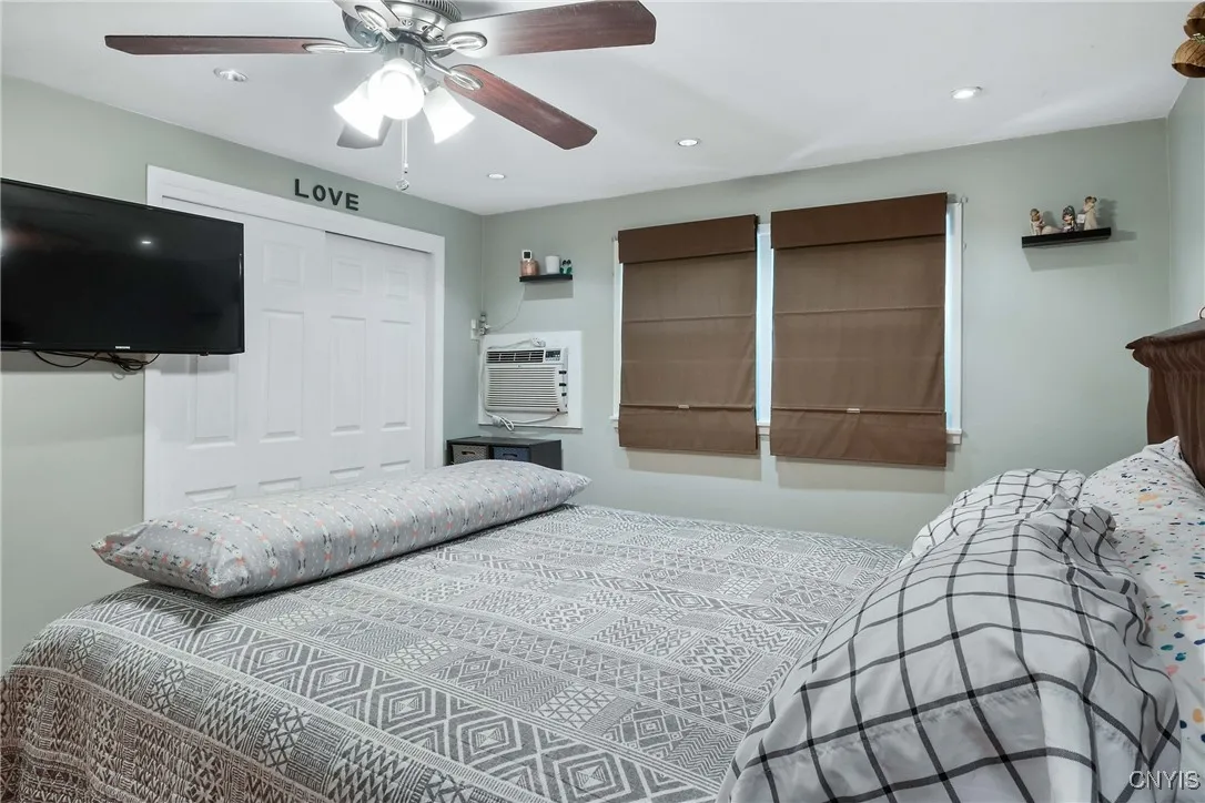235 Male Avenue, Camillus, New York 13219, Camillus, New York 13219, 3 Bedrooms Bedrooms, 8 Rooms Rooms,1 BathroomBathrooms,Residential,Closed,235 Male Avenue, Camillus, New York 13219,0,S1616968