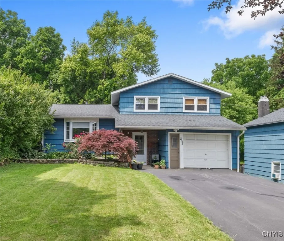 235 Male Avenue, Camillus, New York 13219, Camillus, New York 13219, 3 Bedrooms Bedrooms, 8 Rooms Rooms,1 BathroomBathrooms,Residential,Closed,235 Male Avenue, Camillus, New York 13219,0,S1616968
