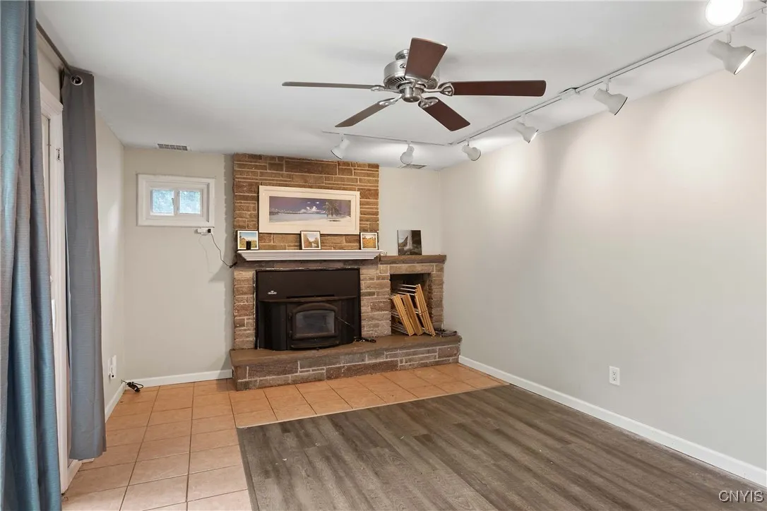 235 Male Avenue, Camillus, New York 13219, Camillus, New York 13219, 3 Bedrooms Bedrooms, 8 Rooms Rooms,1 BathroomBathrooms,Residential,Closed,235 Male Avenue, Camillus, New York 13219,0,S1616968