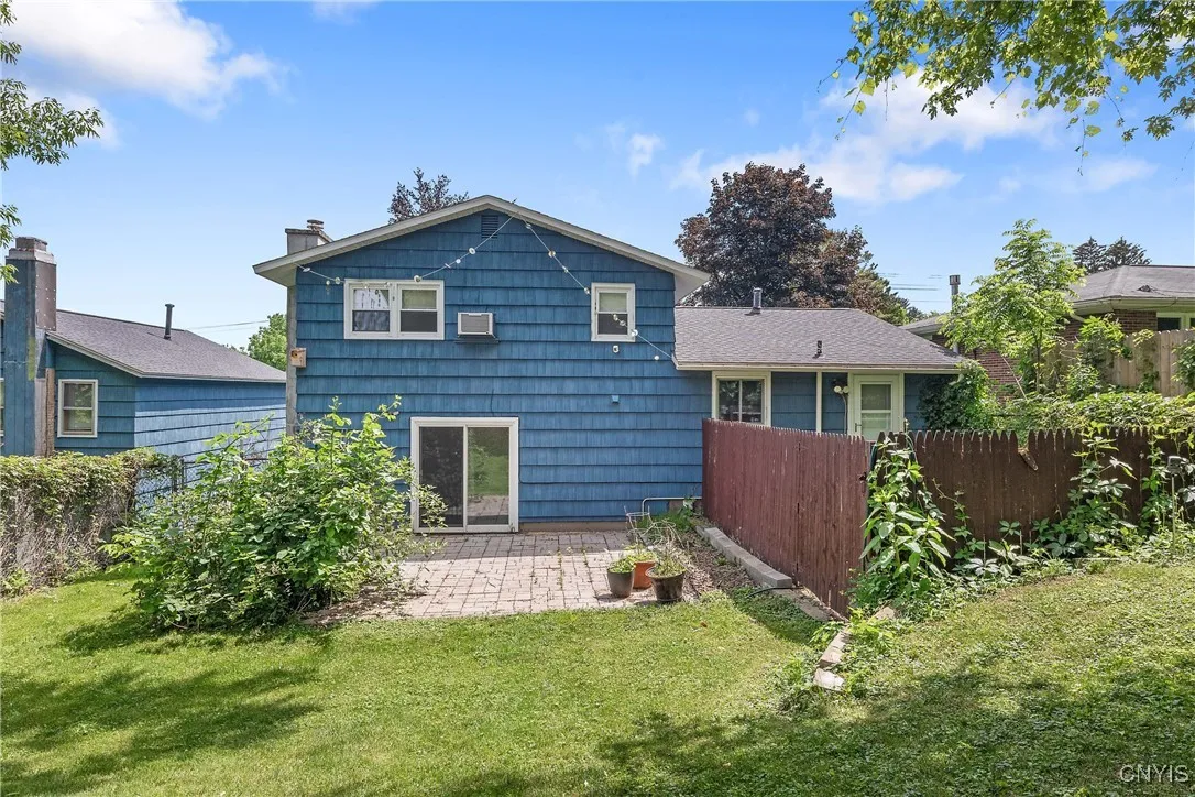 235 Male Avenue, Camillus, New York 13219, Camillus, New York 13219, 3 Bedrooms Bedrooms, 8 Rooms Rooms,1 BathroomBathrooms,Residential,Closed,235 Male Avenue, Camillus, New York 13219,0,S1616968