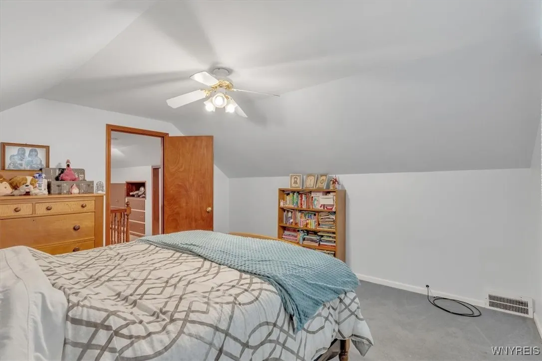 28 Charnwood Drive, Cheektowaga, New York 14215, Cheektowaga, New York 14215, 3 Bedrooms Bedrooms, 8 Rooms Rooms,1 BathroomBathrooms,Residential,Closed,28 Charnwood Drive, Cheektowaga, New York 14215,B1617188