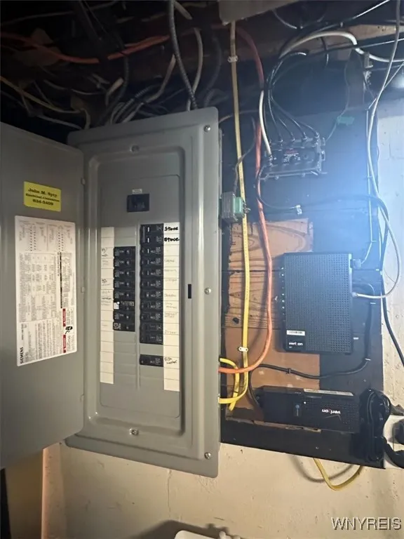 28 Charnwood Drive, Cheektowaga, New York 14215, Cheektowaga, New York 14215, 3 Bedrooms Bedrooms, 8 Rooms Rooms,1 BathroomBathrooms,Residential,Closed,28 Charnwood Drive, Cheektowaga, New York 14215,B1617188