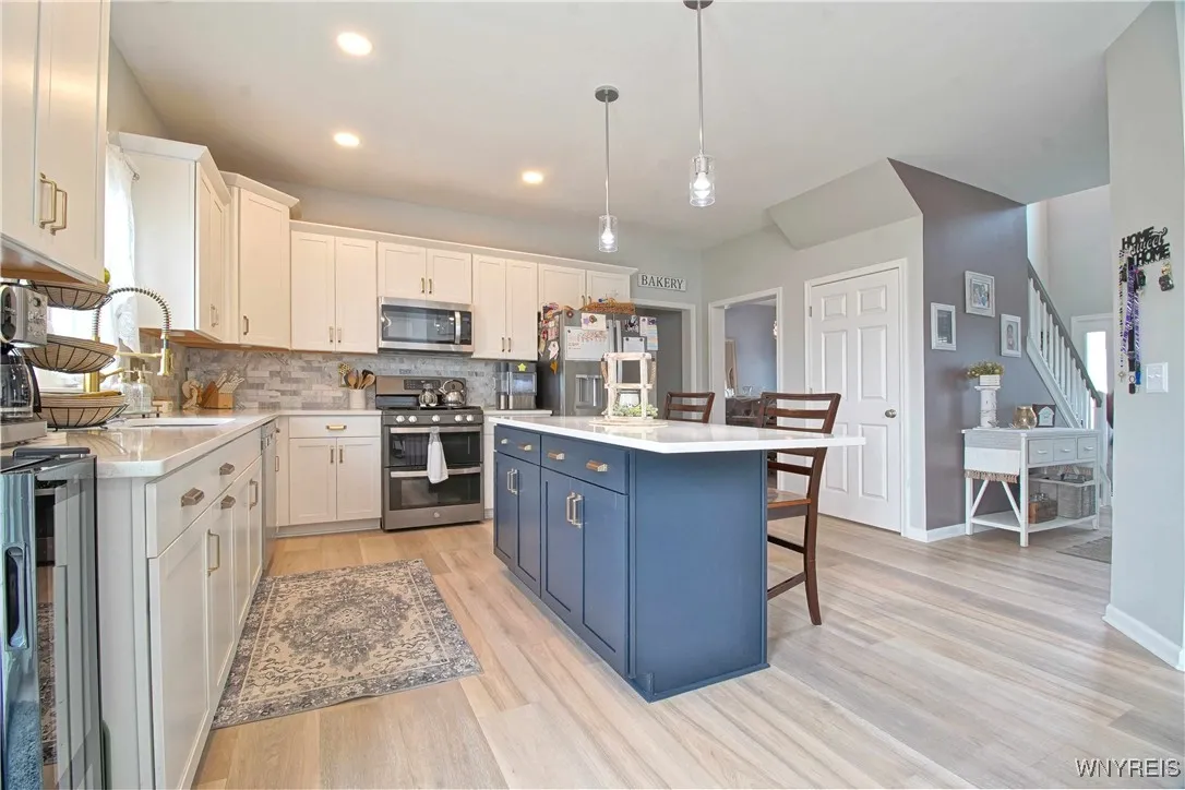 5472 Sycamore Lane, Hamburg, New York 14075, Hamburg, New York 14075, 4 Bedrooms Bedrooms, 11 Rooms Rooms,2 BathroomsBathrooms,Residential,For Sale,5472 Sycamore Lane, Hamburg, New York 14075,B1617125