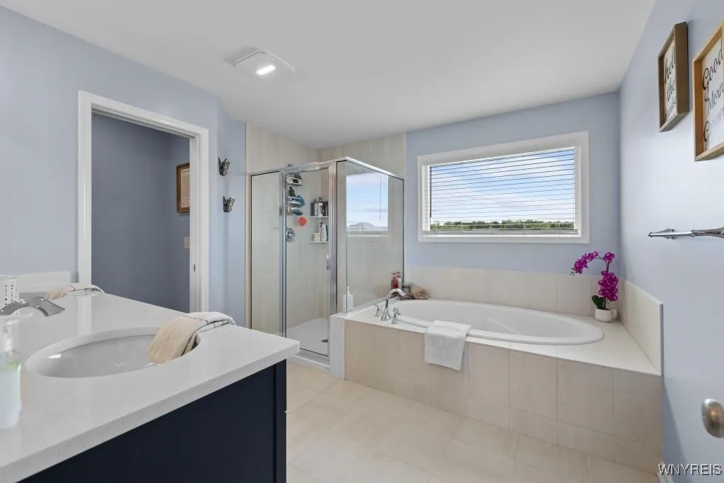 5472 Sycamore Lane, Hamburg, New York 14075, Hamburg, New York 14075, 4 Bedrooms Bedrooms, 11 Rooms Rooms,2 BathroomsBathrooms,Residential,For Sale,5472 Sycamore Lane, Hamburg, New York 14075,0,B1617125