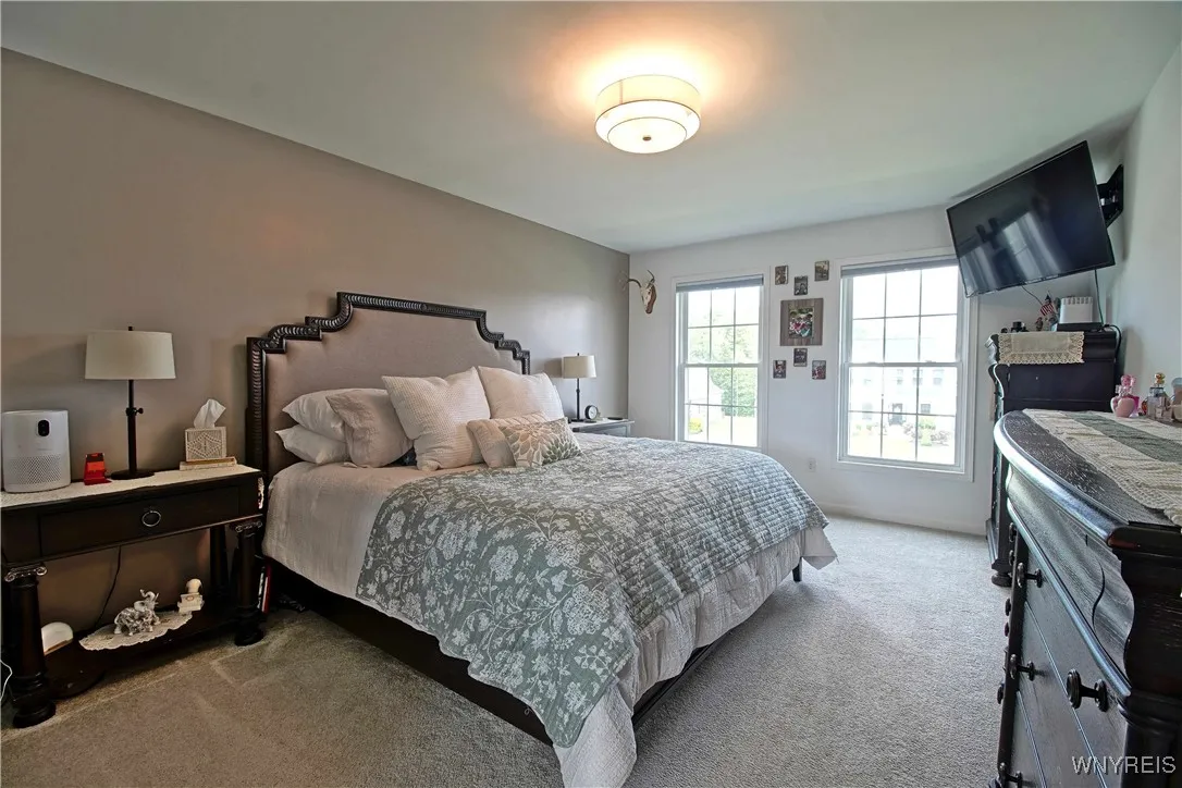 5472 Sycamore Lane, Hamburg, New York 14075, Hamburg, New York 14075, 4 Bedrooms Bedrooms, 11 Rooms Rooms,2 BathroomsBathrooms,Residential,For Sale,5472 Sycamore Lane, Hamburg, New York 14075,B1617125
