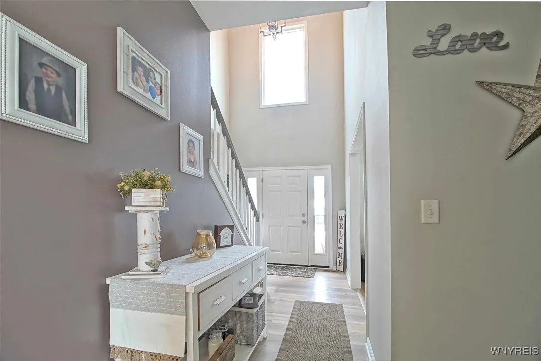 5472 Sycamore Lane, Hamburg, New York 14075, Hamburg, New York 14075, 4 Bedrooms Bedrooms, 11 Rooms Rooms,2 BathroomsBathrooms,Residential,For Sale,5472 Sycamore Lane, Hamburg, New York 14075,B1617125