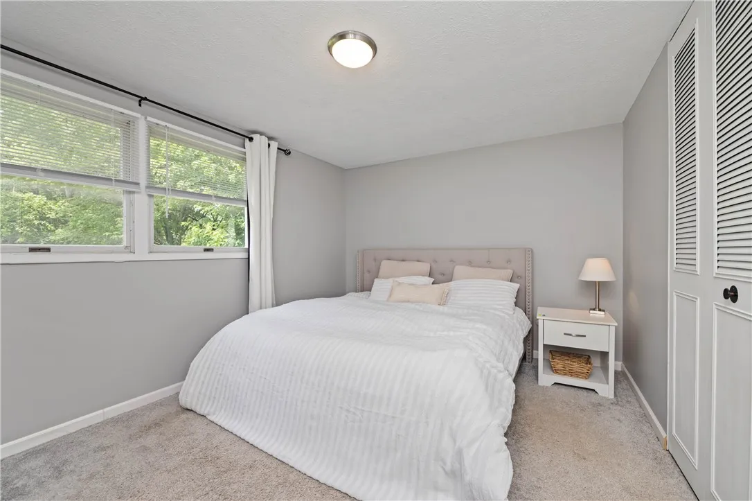 31 Justinshire Drive, Henrietta, New York 14467, Henrietta, New York 14467, 3 Bedrooms Bedrooms, 7 Rooms Rooms,1 BathroomBathrooms,Residential,Closed,31 Justinshire Drive, Henrietta, New York 14467,0,R1614933